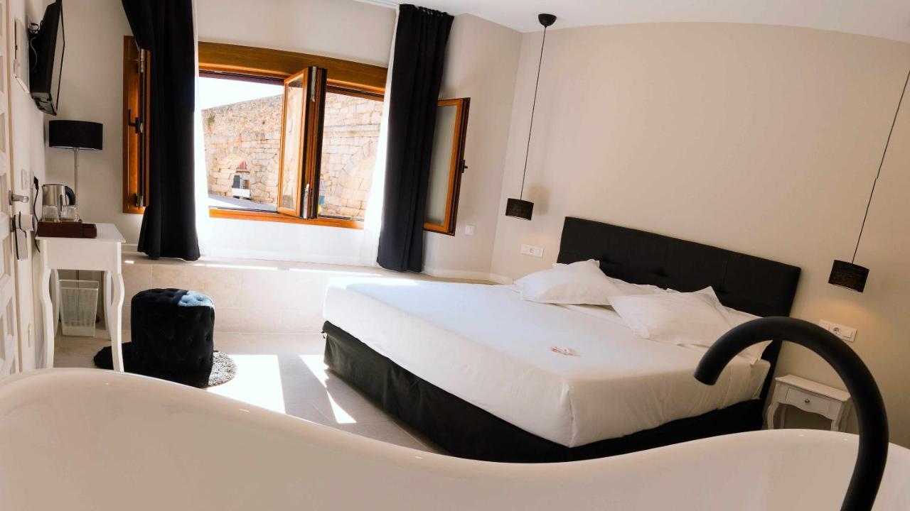 El Silencio Boutique Room เซโกเวีย ภายนอก รูปภาพ